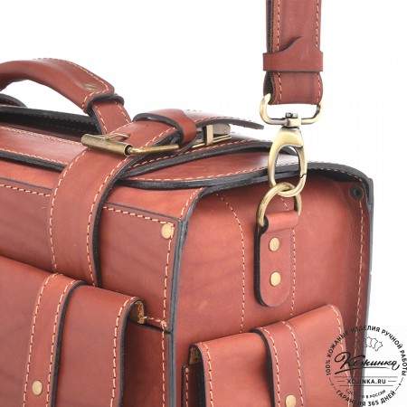 Кожаный портфель-кофр  "Универсал"  (коньяк)